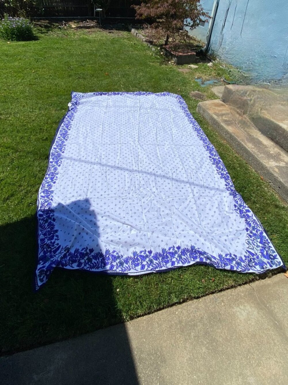 Williams Sonoma Tablecloth France Provence Blue White Morning Glories Flower
